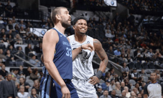 防守型锋线 防守型锋线