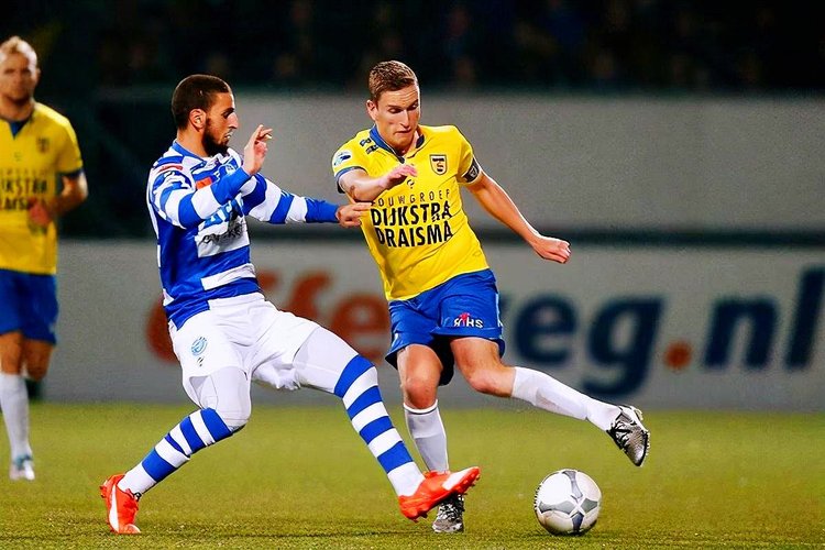 他总是以出 他总是以出