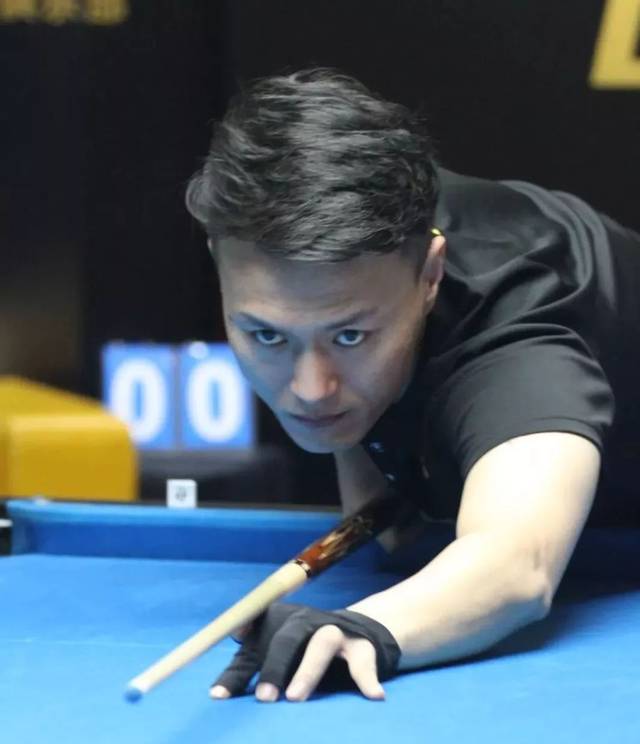 相比之下 相比之下